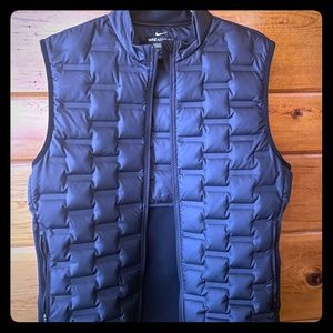 Nike Men’s Golf Vest (size M)